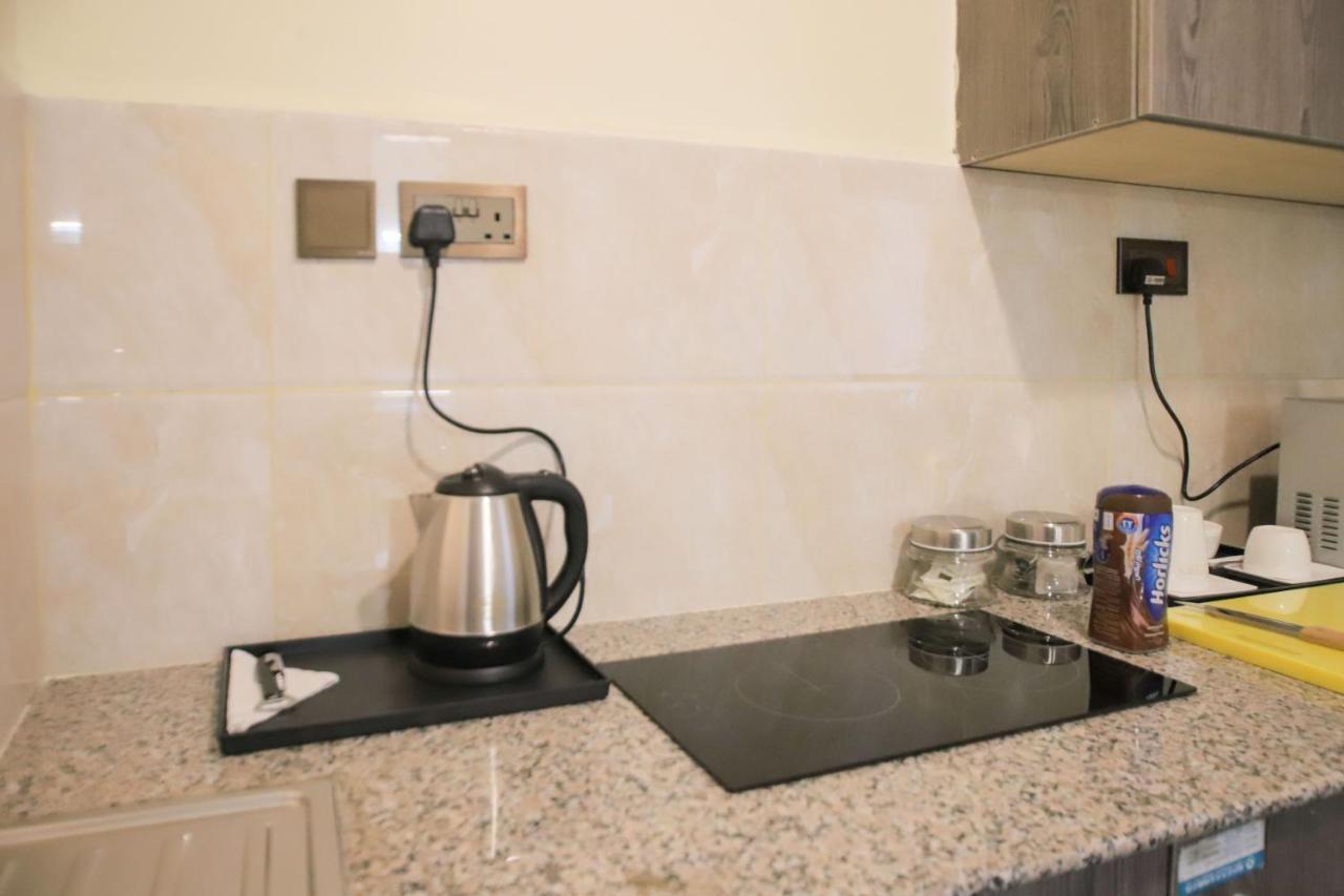 Lantern Serviced Apartments ไนโรบี ภายนอก รูปภาพ
